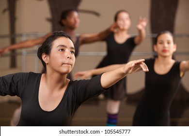 Performance rehearsal by young ballet students in class