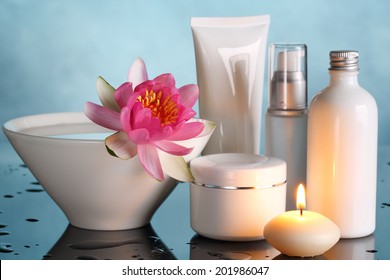 Perfume bottles with lotus flower
