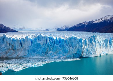 El Glaciar Perito Moreno Es Un Foto De Stock Editar Ahora