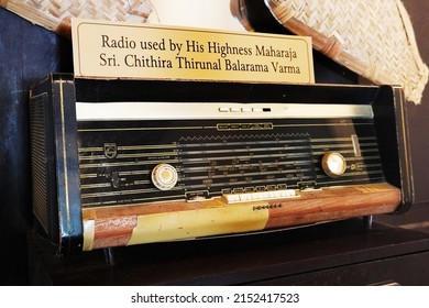 Periyar, Kerala, India, May 01, 2022: Vintage Valve Radio Used By The Erstwhile King Of Travancore On Display At Lake Palace Resort.                              