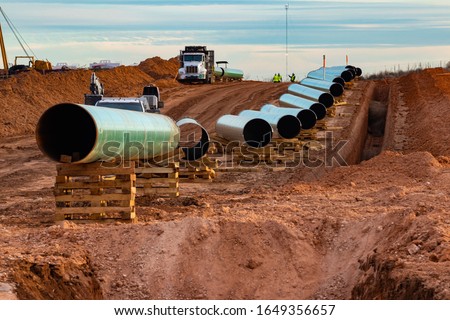 Permian Basin oil and gas pipeline construction