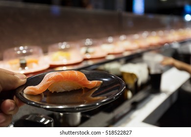 Perspective conveyor belt sushi restaurant