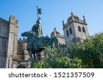 Perspective view of the equestrian statue of Vimara Peres with the Cathedral of Se in the background, in the city of Porto, Portugal