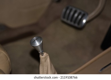 Perspective View Of A Vintage Car Gear Shift With Selected Focus