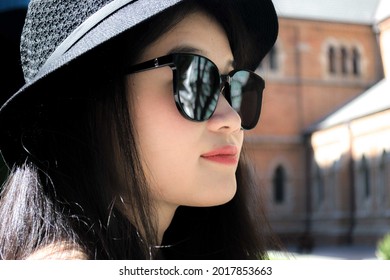 Perth, WA, Australia, 03292021 Beautiful Chinese Girl In Australia, Perth On Working Holiday