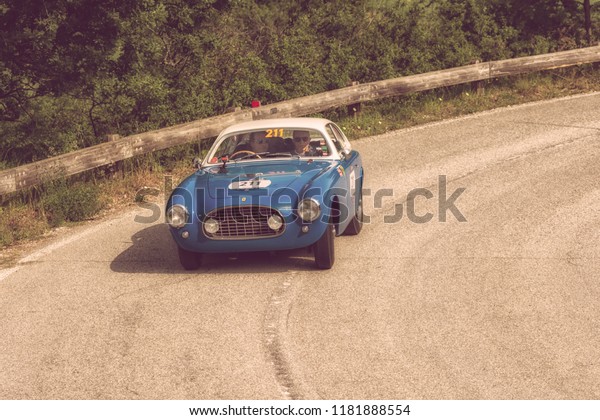 PESARO COLLE SAN BARTOLO , ITALY - MAY 17 -\
2018 : FERRARI 212/225 S EXPORT BERL. VIGNALE 1951 on an old racing\
car in rally Mille Miglia 2018 the famous italian historical race\
(1927-1957)
