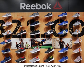 reebok shoes store