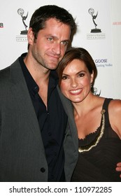 Peter Hermann And Mariska Hargitay At The 59th Annual Emmy Awards Nominee Reception. Pacific Design Center, Los Angeles, CA. 09-14-07