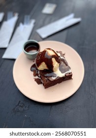 Petit gateau in a rustic table.