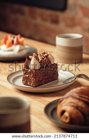 Petite Gateau and Entremet Cakes