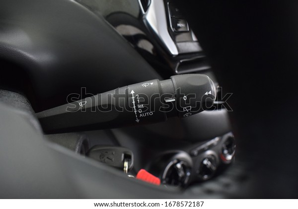 Peugeot 208 1.2L Pure Tech 2018
Cockpit  interior  
details  inside  car