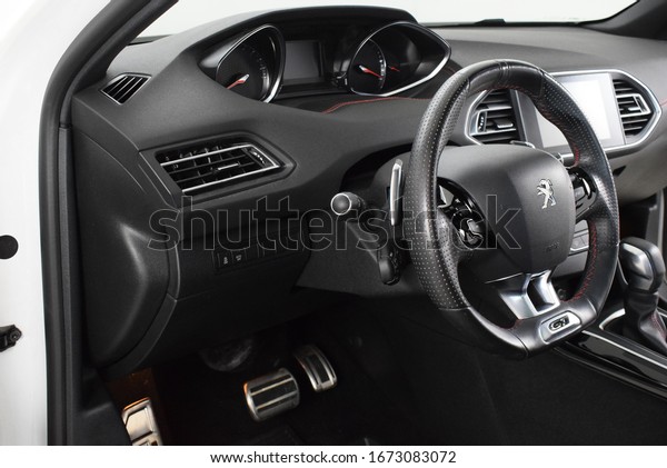 peugeot 308  cockpit\
interior cabin inside seat  2016 GT speedometer dash board\
instrument steering wheel\

