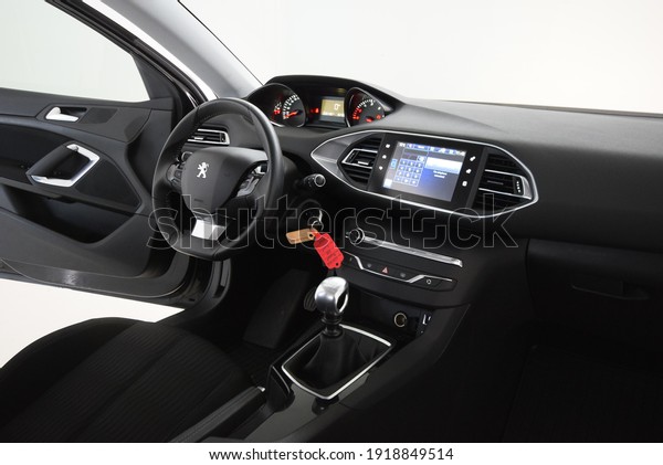 Peugeot 308\
interior orebro Sweden on\
08.07.2019