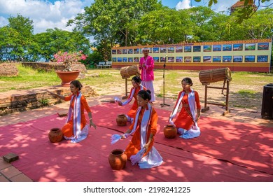 Phan Thiet City, VIETNAM - SEP 2 2022: Traditional Cham Girl Dance At The Temple Po Sah Inu. Cham People Is One Of The Minority Groups In Vietnam.They Are Also Called Champa People. Travel Concept.