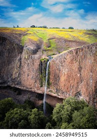 Phantom falls Table Mountain Ecological Reserve