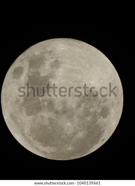 phase of Lunar, Full Moon, It is an astronomical\
body that orbits planet\
Earth.
