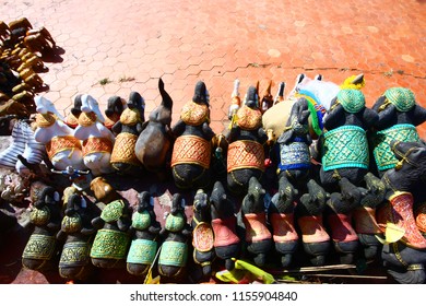 PHETCHABUN, THAILAND - NOVEMBER 28, 2010: Doll Elephant And The Row Of Chicken Doll Near The Monument And Spirit House Of Thiland