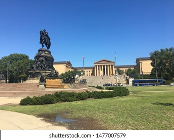 Philadelphia Art Museum with Statue 