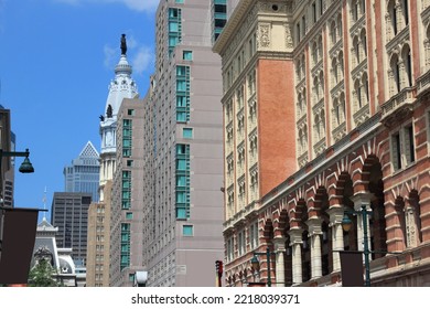 Philadelphia City Street View. Downtown Philadelphia - Market Street.