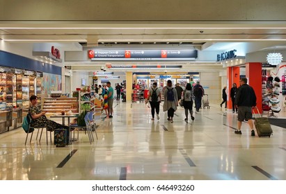 PHILADELPHIA, PA -24 MAY 2017- Inside Terminal D At The Philadelphia International Airport (PHL).