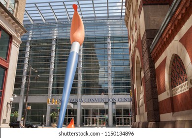 Philadelphia, Pa. USA, Aug. 5, 2018: Pennsylvania Convention Center And Pencil Statue In Philadelphia, USA. Aug. 5, 2018 In Philadelphia, Pa. USA