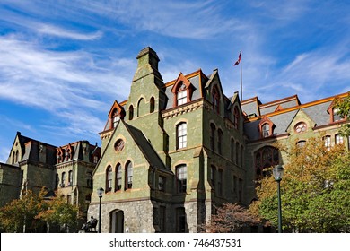 PHILADELPHIA, PA/USA - OCTOBER 28, 2017:  The Green Serpentine Stone On College Hall, On The Campus Of The University Of Pennsylvania, One Of The Oldest Campuses In America.