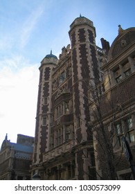 Philadelphia, USA - Dec 23 2005: The Historic Building In The Campus Of University Of Pennsylvania, Which Is A Top Notch Business School In The World.