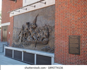 Philadelphia, USA - June 11, 2019: Bronze Sculpture That Replicates The Painting 