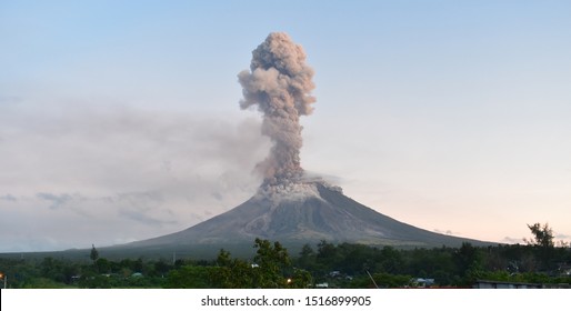 Philippines Mt. Mayon Eruption 2018   