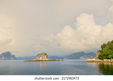 Philippines Scenic, Palawan - El Nido Island Hopping Tour View Of Karst Pinagbuyutan Island, Cliffs And Deserted House