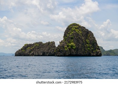 Philippines Scenic, Palawan - El Nido Island Hopping Tour View Of Karst Pinagbuyutan Island, Cliffs And Deserted House