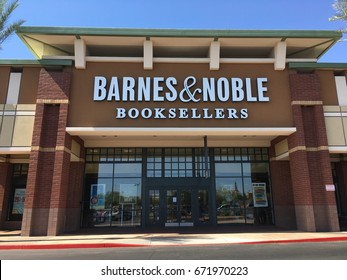PHOENIX, ARIZONA, JULY 4, 2017: Barnes and Noble Bookstore