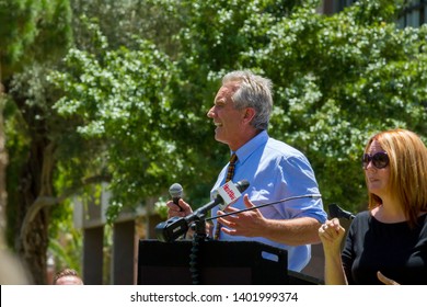 PHOENIX, ARIZONA – MAY 18, 2019: Robert F Kennedy Jr. And Sign Language Interpreter At The Arizona March For Medical Freedom At The State Capitol Building. Rally To Protect Medical Rights.