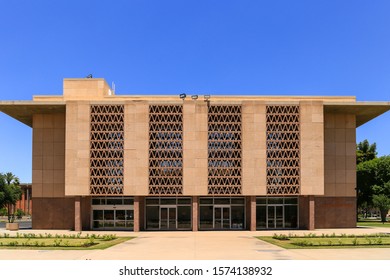 PHOENIX, ARIZONA, USA - MAY 25, 2019: The Front Of The House Of Representatives During The Day In The Sun.