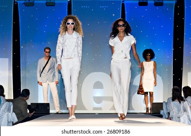 PHOENIX, AZ - MARCH 15: Models Walk The Runway At The Annual Saks Fifth Avenue Xavier Prep Fashion Show On March 15, 2009 In Phoenix, AZ.