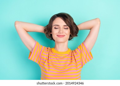 5,861 Woman arms behind head Images, Stock Photos & Vectors | Shutterstock
