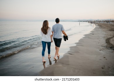 591 Old couple harbour Images, Stock Photos & Vectors | Shutterstock