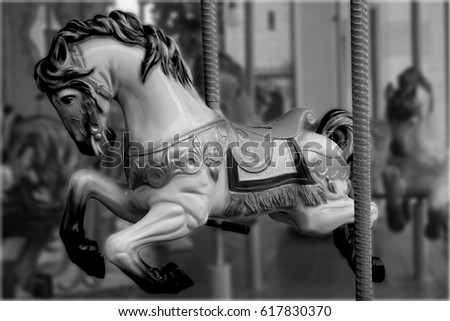 Photo Black & Withe vintage Carousel little Horse 