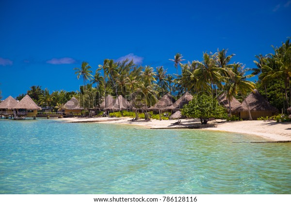 Photo Bora Bora Bungalows Pacific Ocean Royalty Free Stock Image