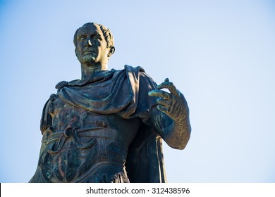 Photo Of A Ceasar's Statue In Rome