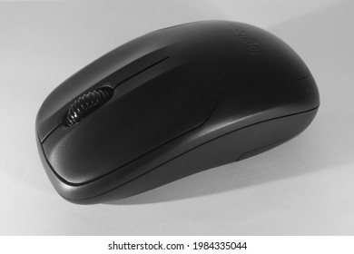 photo of a computer mouse or laptop taken from the right angle, photo taken in the city of Manado, North Sulawesi province, Indonesia. on wednesday 2nd june 2021 