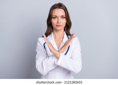 Photo Of Confident Doc Ladt Cross Arms Recommend Stop Covid Spread Vaccinate Isolated Grey Color Background