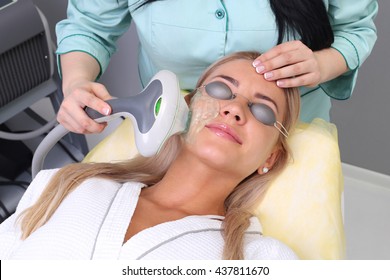 Photo Facial Therapy. Anti-aging Procedures.