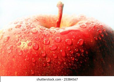 photo of fresh an juicy apple