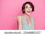 Photo of funny lady brown hair wear trendy green print flowers crop top pointing finger mockup surprise isolated on pink color background