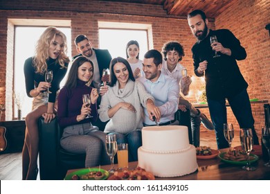 Photo Of Group Best Friends Came To Visit Married Couple Waiting Baby Born Arranging Surprise Baby Party Bring Big Cake Going To Eat Wear Formalwear Room Indoors