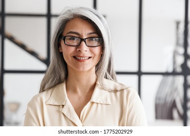 787,769 Gray Hair Woman Images, Stock Photos & Vectors | Shutterstock