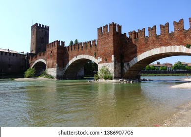 Photo Iconic Castle Castelvecchio Next River Stock Photo 1386907706 