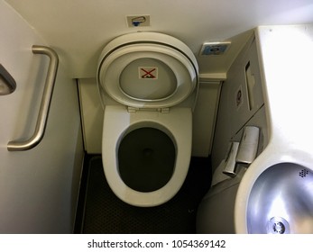 466 Airplane bathroom Stock Photos, Images & Photography | Shutterstock