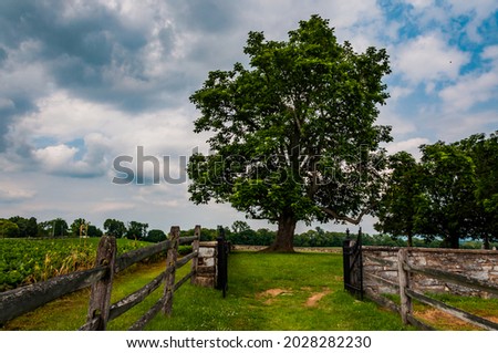 Photo of The Path to the Mumma Cemetery, Antietam National Battlefield, Maryland USA